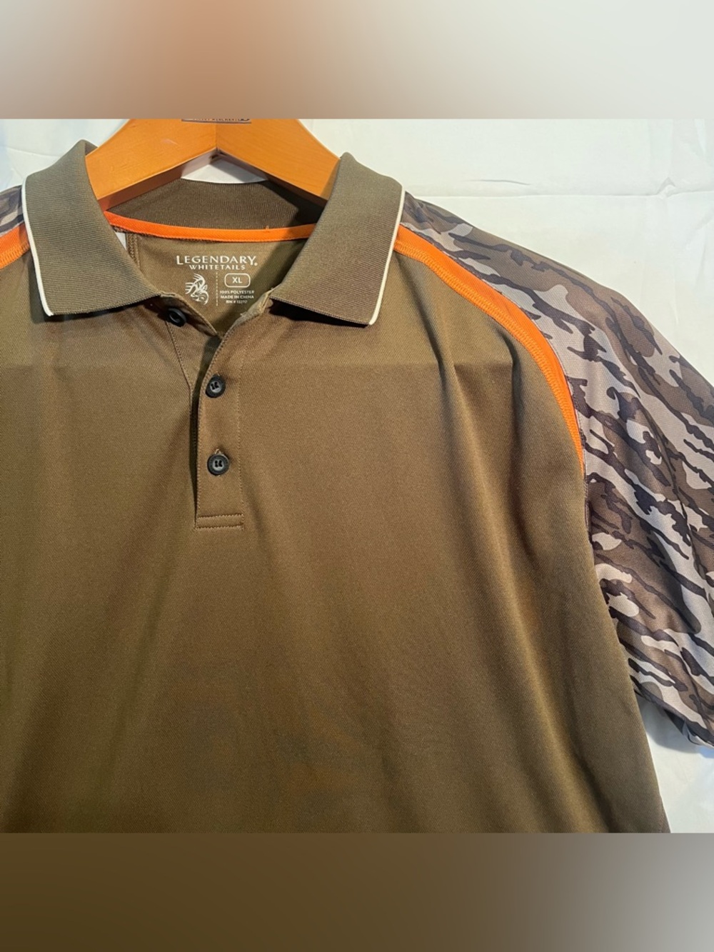 Legendary Whitetail Men’s XL Performance Polo Mossy Oak Bottomland Army Green